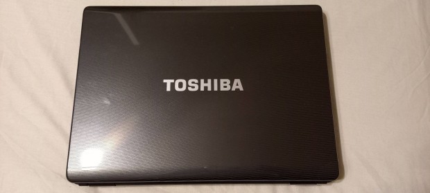 Toshiba Satellite L300 laptop 15,4 kijelz