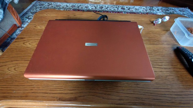 Toshiba Satellite P100 laptop