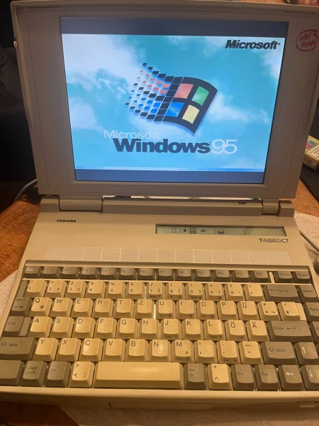 Toshiba T4850CT vintage laptop