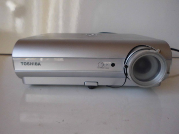 Toshiba TDP-S35 projektor