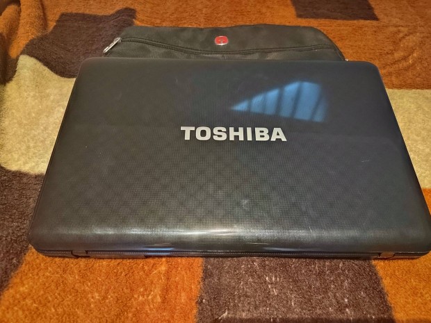 Toshiba laptop laptoptaskaval