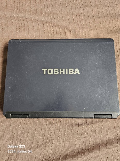 Toshiba szatellit l40 laptop elad 