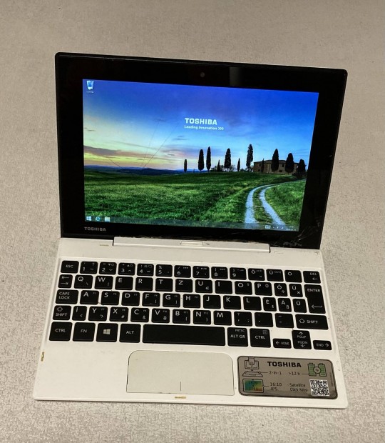 Toshiba tablet-laptop elad