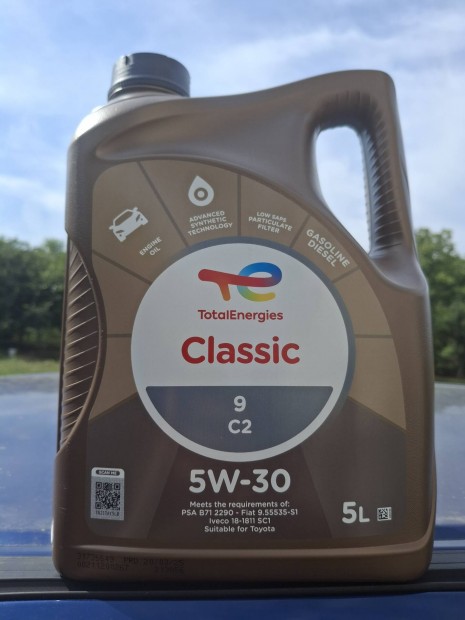 Total Classic 5W-30 Motorolaj (bontatlan, új)
