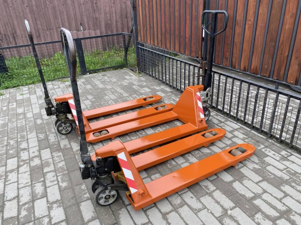 Total li2,5 tonnás raklapemelő béka elado