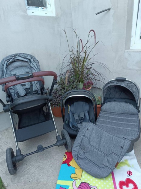 Touragoo 3in1 Babakocsi