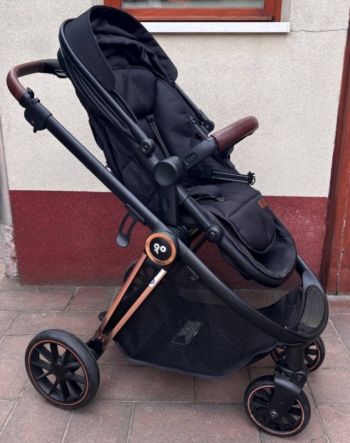 Touragoo Vesta Set Black Rosegold multifunkciós 3in1 babakocsi