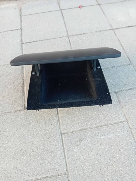 Touran t�rol� doboz