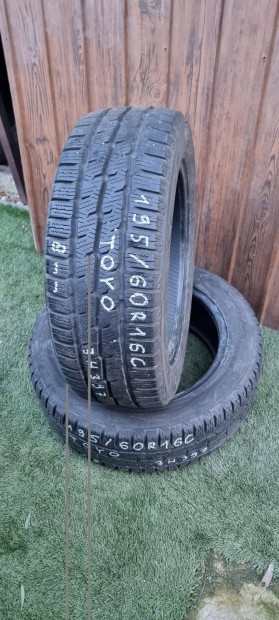 Toyo 195/60 R16C 6-8mm 2021-es Tli Gumiabroncs 2db #397