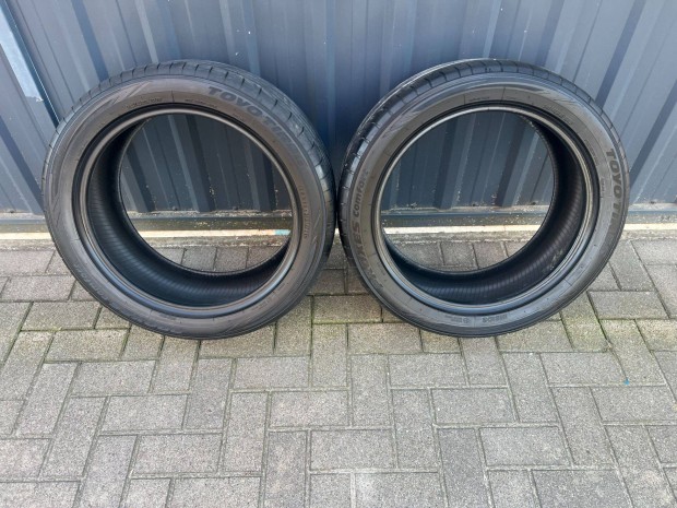 Toyo Proxes 245/45 R18 Nyri Gumi