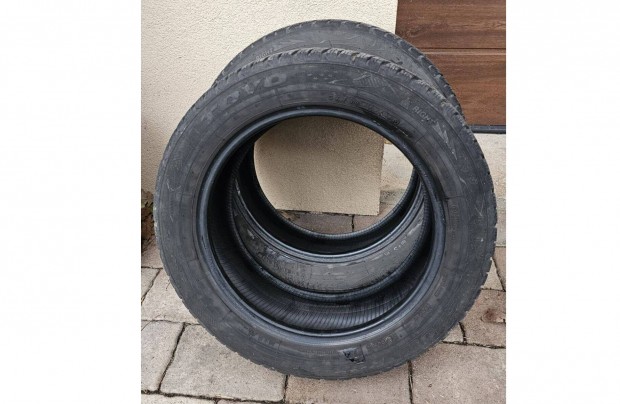 Toyo Snowprox 175/60 R15