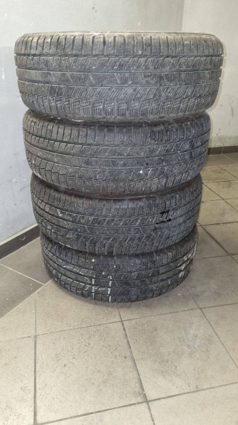 Toyo Snowprox 225/55R18 tligumi elad