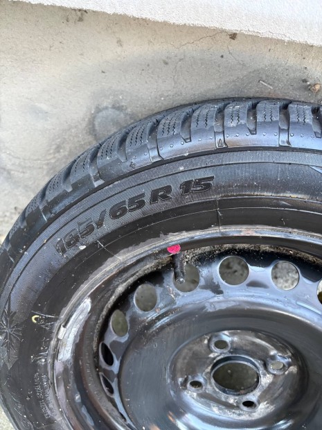 Toyo Tires téli gumi, 185/65 R15