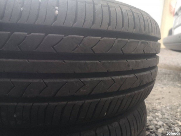 Toyo nyárigumik 2db 185/55R15 méretben