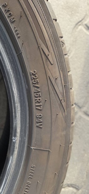 Toyo proxes comfort XL nyari gumi szett