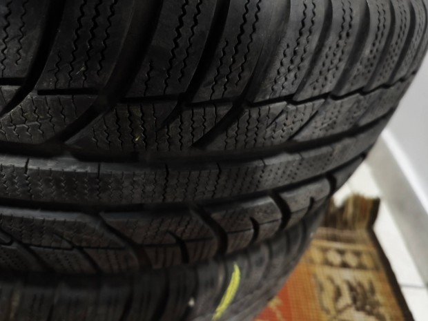 Toyo snowprox tligumi 215 60 r16