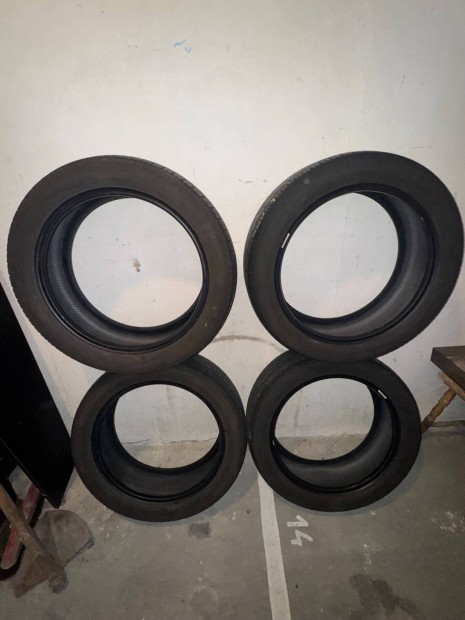 Toyo tires 215/50 18