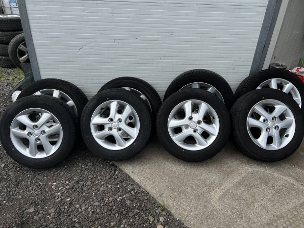 Toyota 14" gyári alufelni nyári gumival