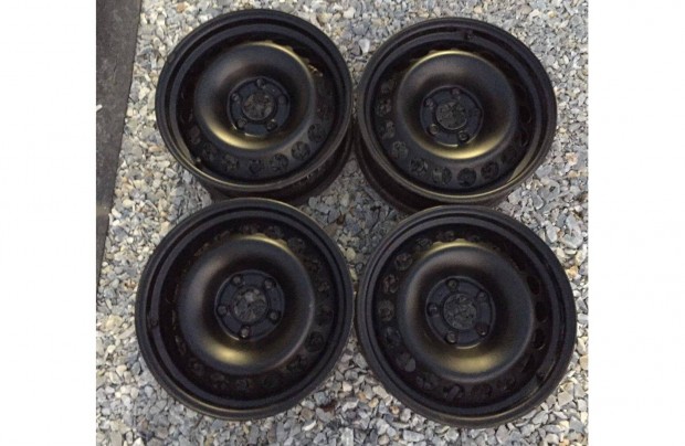 Toyota 15"-os lemezfelni, 5x114,3