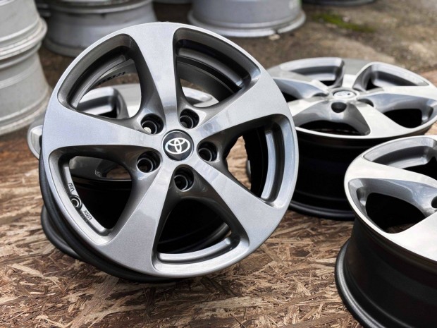 Toyota 16" 5x114,3 alufelni elad 16 coll