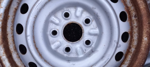 Toyota 16colos ET45, 5X114,3 lemezfelnik