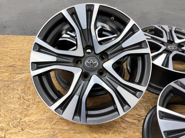 Toyota 17" 5x114,3 gyári bicolor alufelni eladó 17 coll