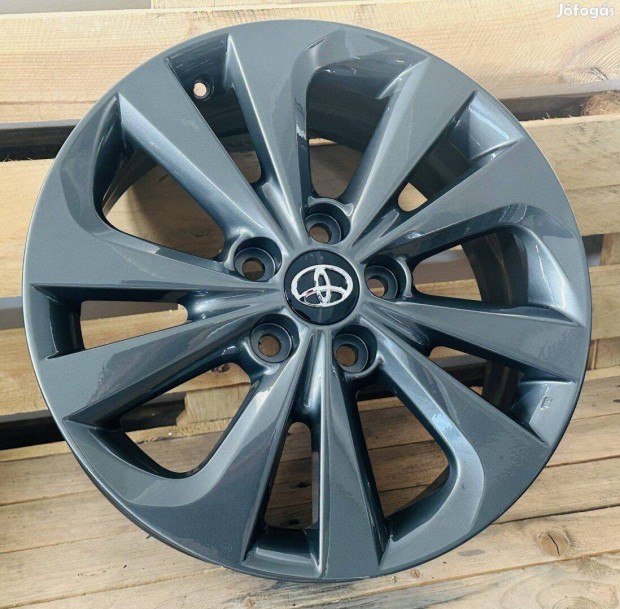 Toyota 17es gyri alufelni 5x114,3 Auris Corolla Chr