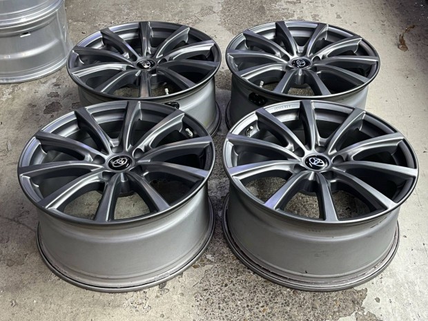 Toyota 18 colos jszer alufenik Rav4 CHR Camry stb tpusokra