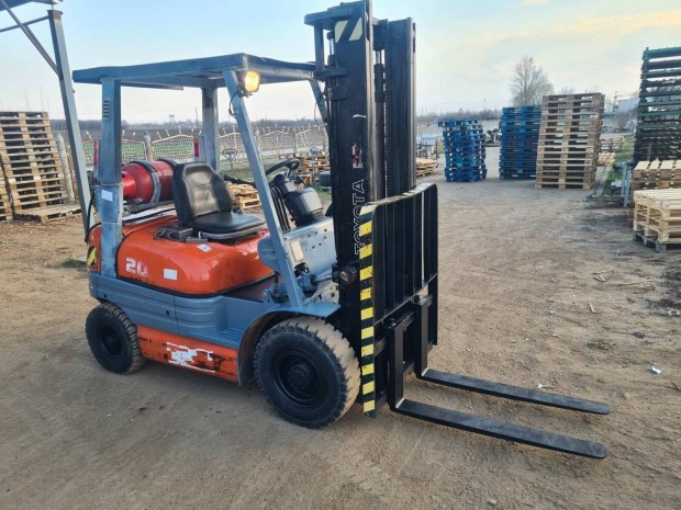 Toyota 2T g�zos targonca