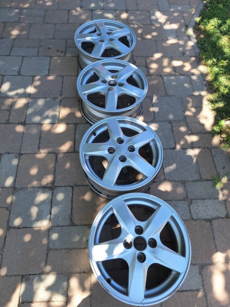 Toyota 4x100 15" gyri alufelni yaris corolla