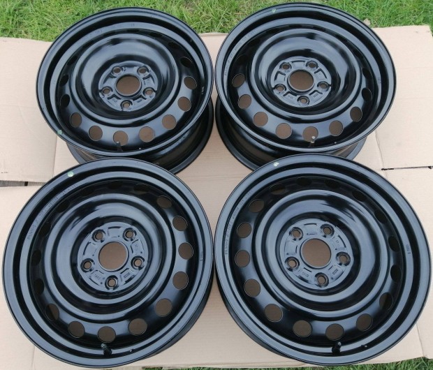 Toyota 5x114,3 R15 R16 Auris Avensis Corolla Prius felni 2szett + Tpms