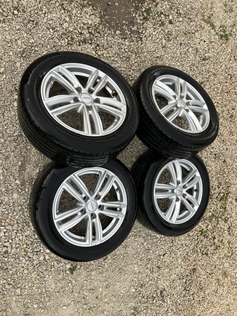Toyota Auris 16" alufelniszett