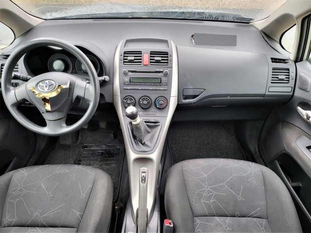 Toyota Auris 1.33 E150 jobb oldali B oszlop takaró műanyag