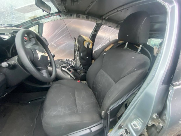Toyota Auris 1.33 E150 tetőkárpit világításkapcsoló panel