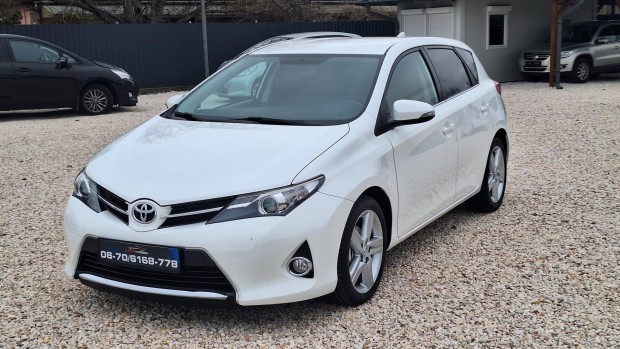 Toyota Auris 1.33 Limited Megkmlt llapotban!...