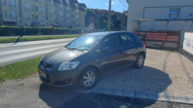 Toyota Auris 1.33 Luna