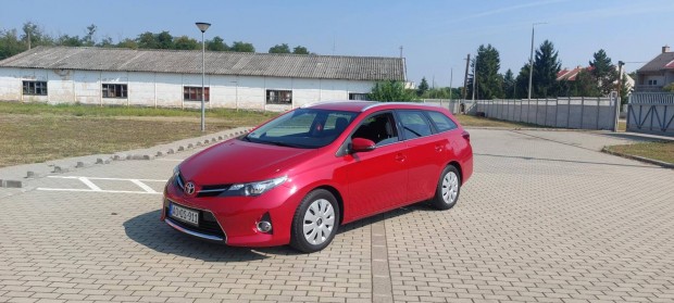 Toyota Auris 1.4 D-4D Active M M HA Számít Az Á...