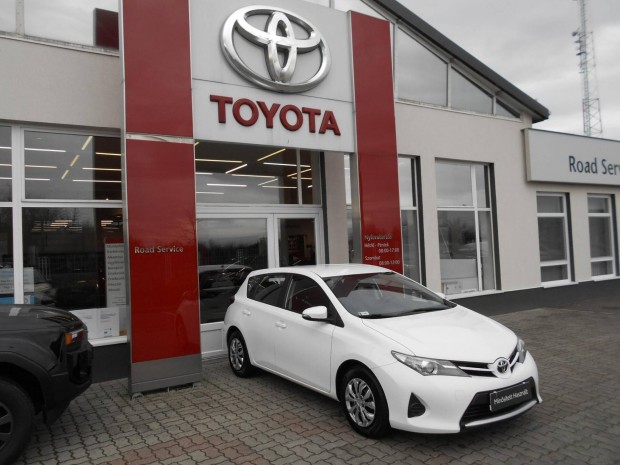 Toyota Auris 1.4 D-4D Live