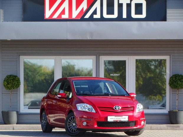 Toyota Auris 1.4 D-4D Style 1.Tulaj-100eKM-Gyár...