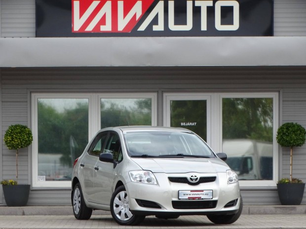 Toyota Auris 1.4 Klíma-149eKM-Friss'Műszaki