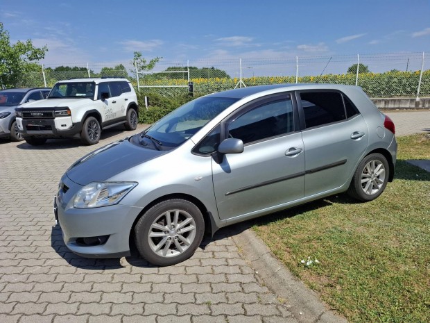 Toyota Auris 1.4 Luna