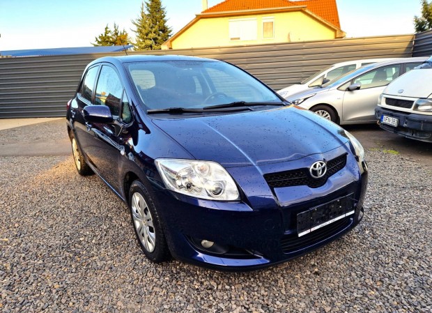 Toyota Auris 1.4 Luna 121 ez. km.gar. - digit k...