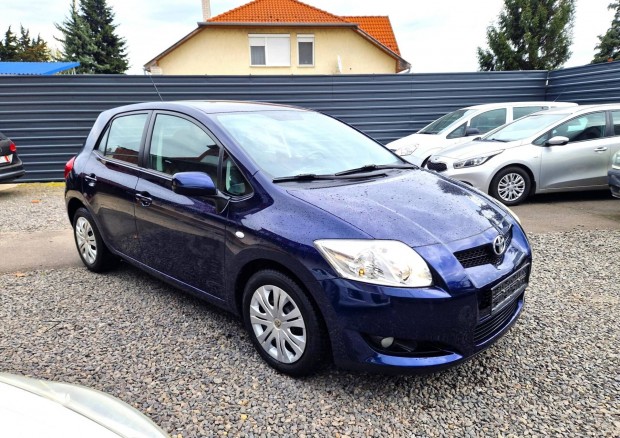 Toyota Auris 1.4 Luna 121 ez. km.gar. - digit k...