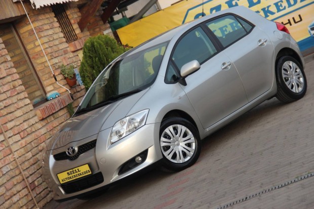 Toyota Auris 1.4 Sol Digit AC // 142e km!