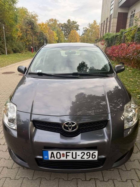 Toyota Auris 1,4 benzin! Ajndk Thule tetcsomagtart!