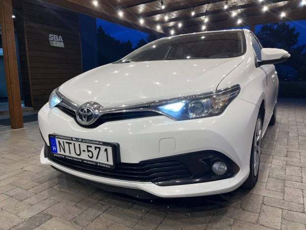 Toyota Auris 1.6 D-4D Active Comfort NTU-571