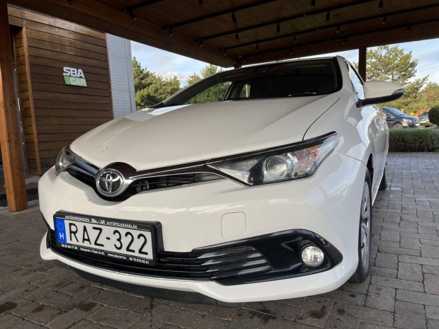 Toyota Auris 1.6 D-4D Active Comfort Raz-322