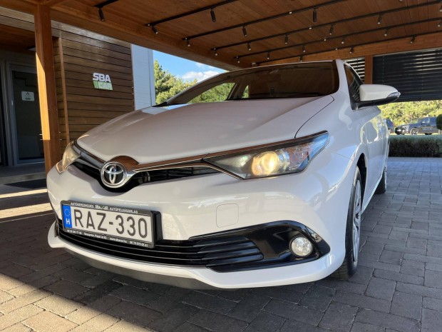 Toyota Auris 1.6 D-4D Active Comfort Raz-330