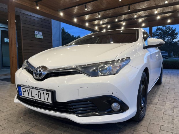 Toyota Auris 1.6 D-4D Active MY17 Tempomat Pyl-017