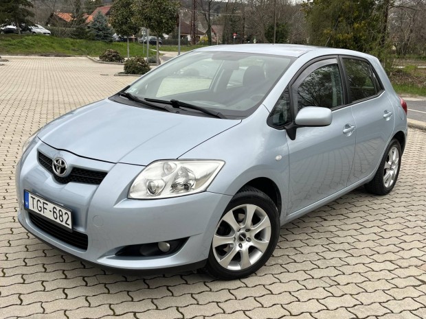 Toyota Auris 1.6 Executive Magyar Rendsz�m Csak...